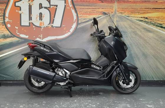 YAMAHA XMAX 250 CONNECTED ABS 